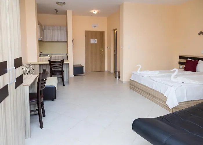 Hotel St Valentine Słoneczny Brzeg