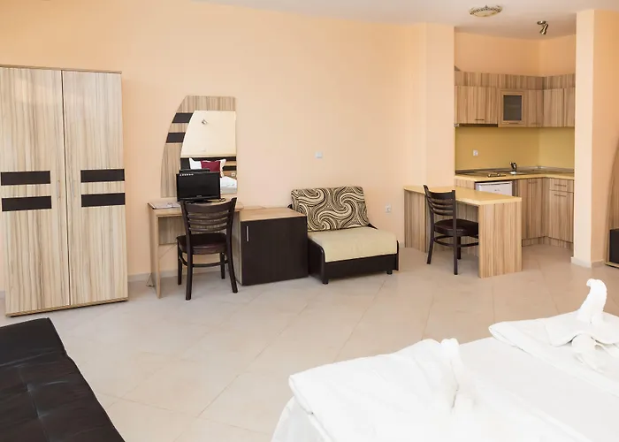 St Valentine Hotel 3*