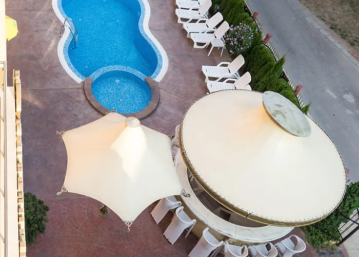 Отель St Valentine 3*